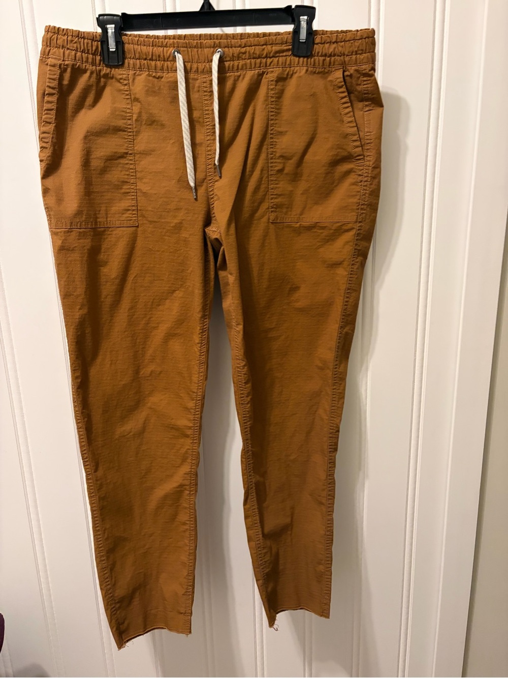 Vuori Ripstop Utility Jogger Pants Tapered Raw Hem Uncuffed  Athleisure Size L
